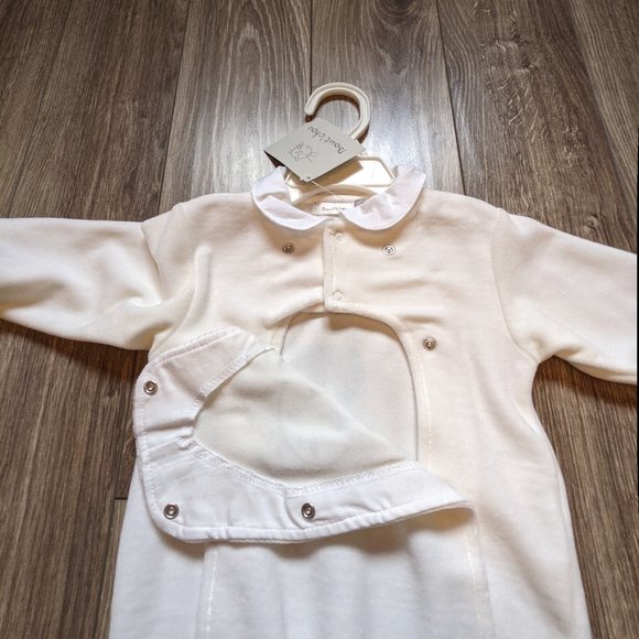 NWT Baby (6M) - White Velour Footed Sleeper - Picture 3 of 5